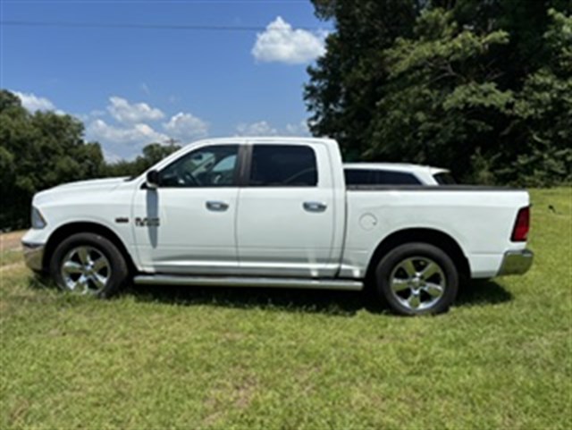 2015 RAM 1500 Big Horn/Lone Star 4x4 Crew Cab's photo