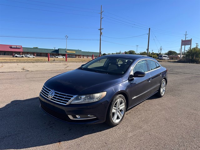 2013 Volkswagen CC R-Line's photo