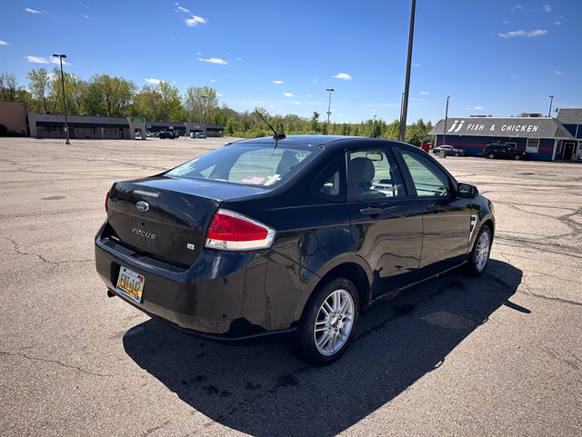 2008 Ford Focus SE - Photo 7