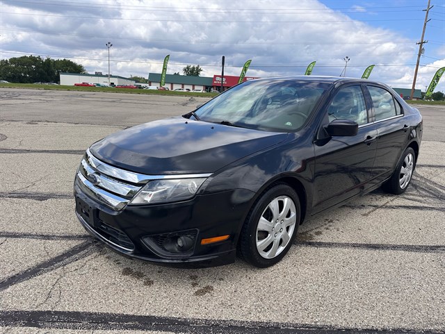 2010 Ford Fusion I-4 SE's photo