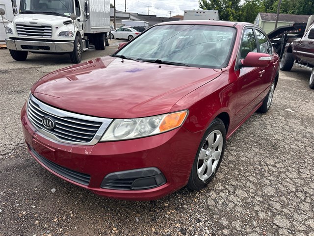 2010 Kia Optima's photo