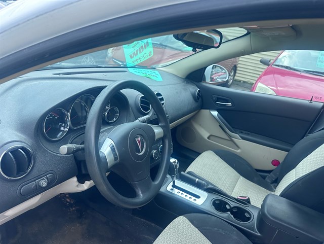 2009 Pontiac G6 G6 - Photo 12