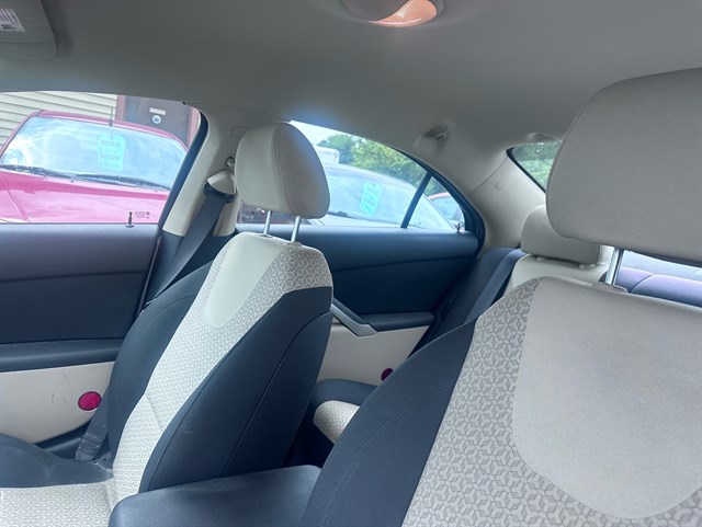 2009 Pontiac G6 G6 - Photo 13