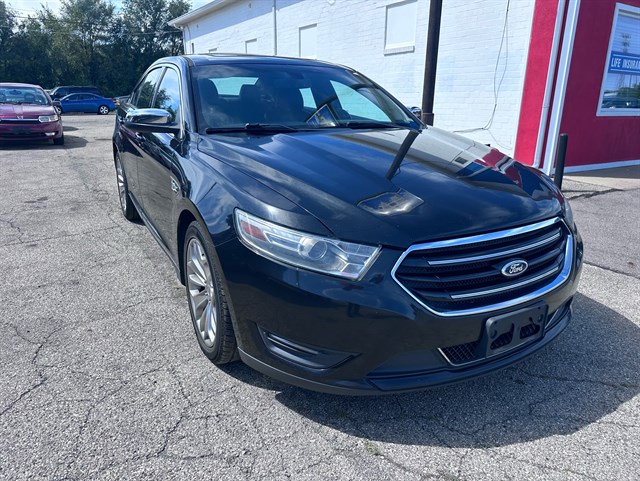 2014 Ford Taurus