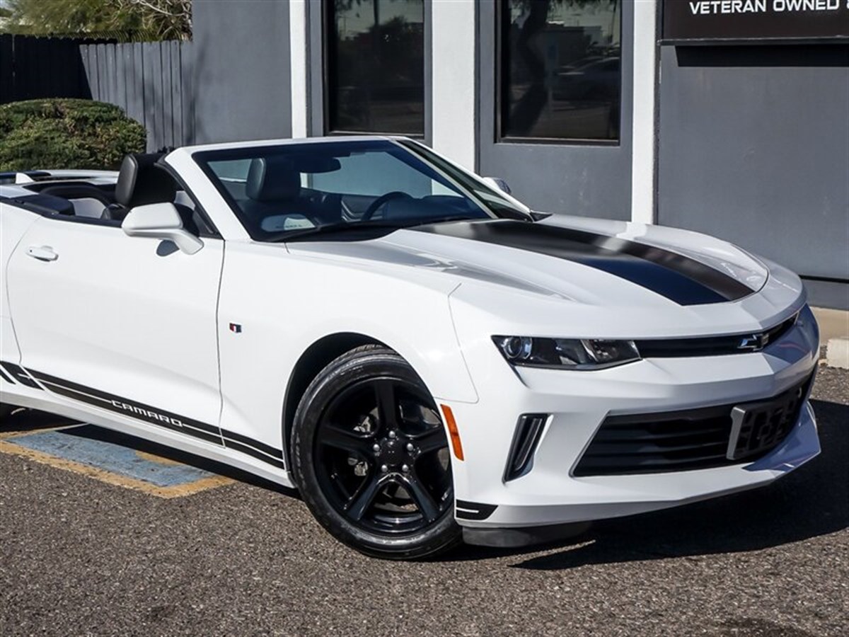 2018 Chevrolet Camaro 2LT 3LT photo 3
