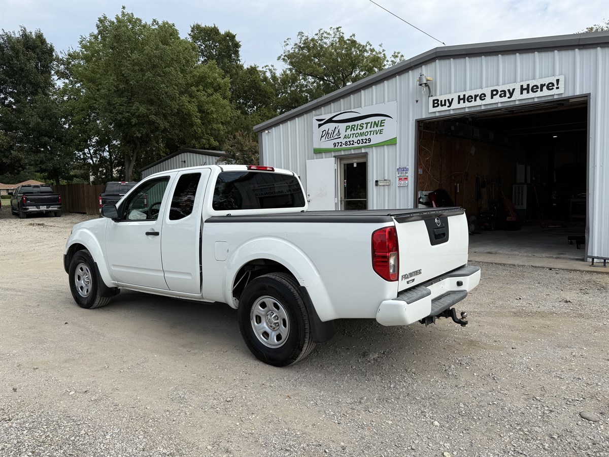 2020 Nissan Frontier S King Cab photo 3