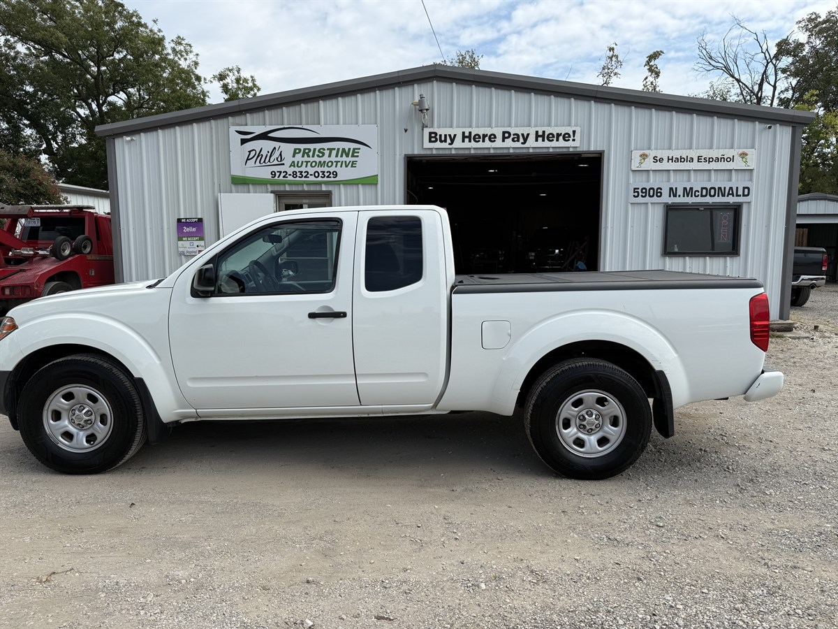 2020 Nissan Frontier S King Cab photo 2