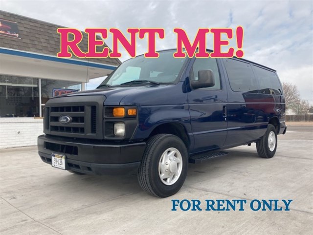 2009 Ford E-Series Econoline Wagon XL's photo