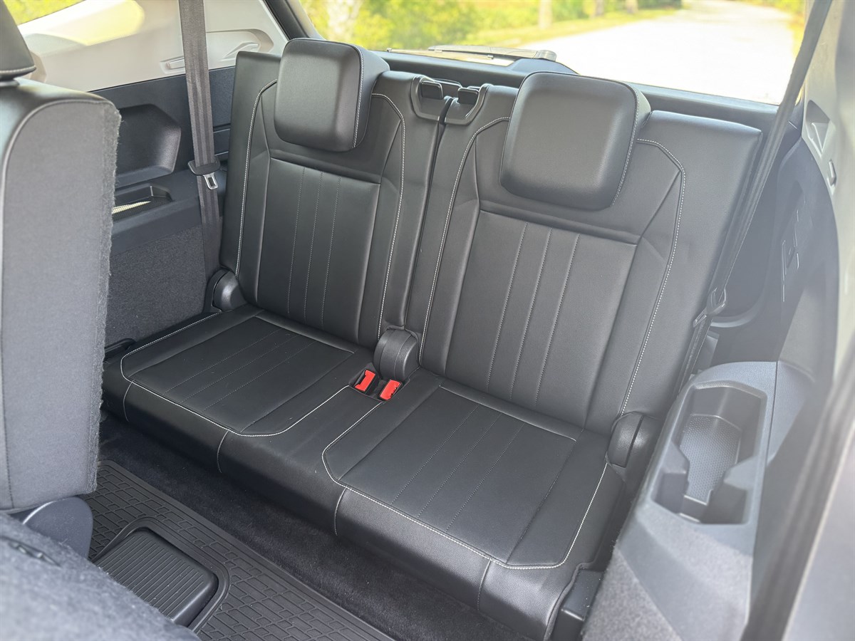2022 Volkswagen Tiguan SE photo 24