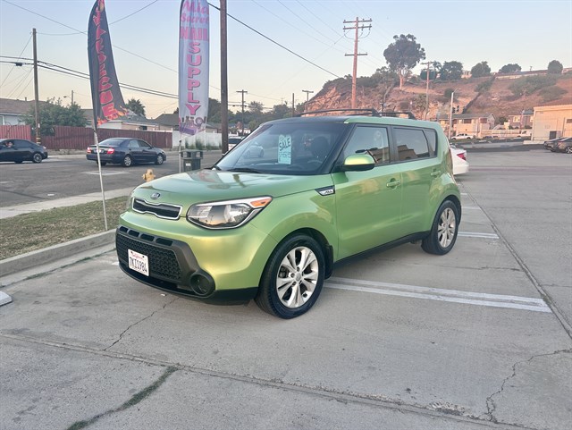 2015 Kia Soul +