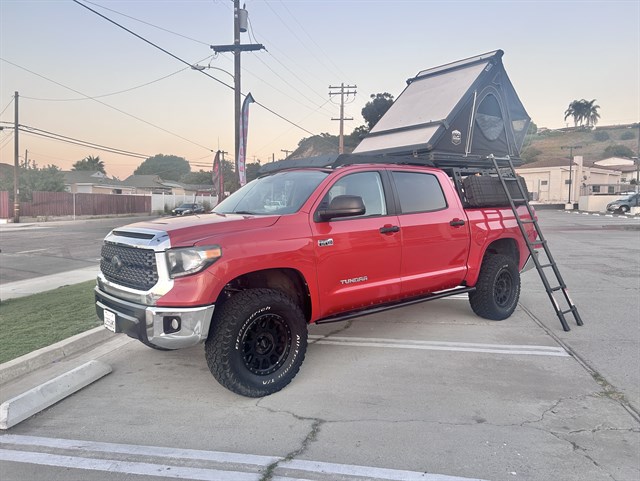 2018 Toyota Tundra SR5