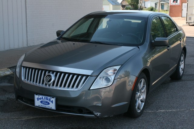 Used 2010 Mercury Milan Premier with VIN 3MEHM0JAXAR648265 for sale in Meade, KS