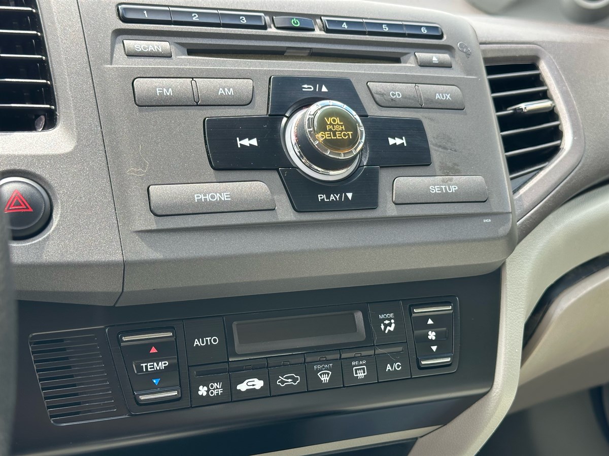 2012 Honda Civic Hybrid photo 14