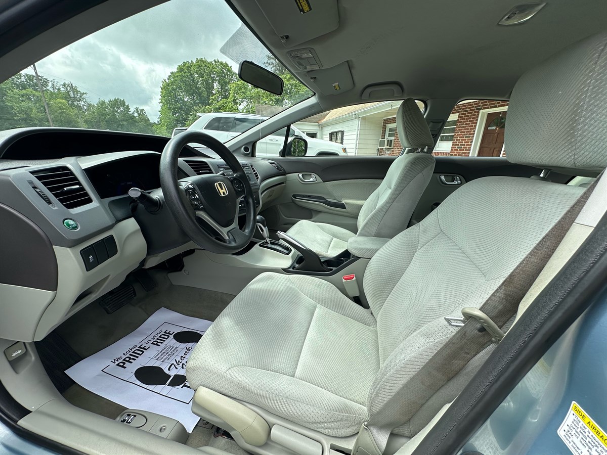 2012 Honda Civic Hybrid photo 12
