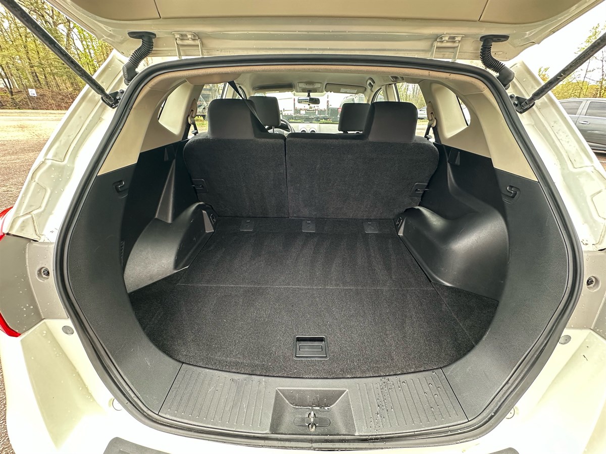 2014 Nissan Rogue Select S photo 12