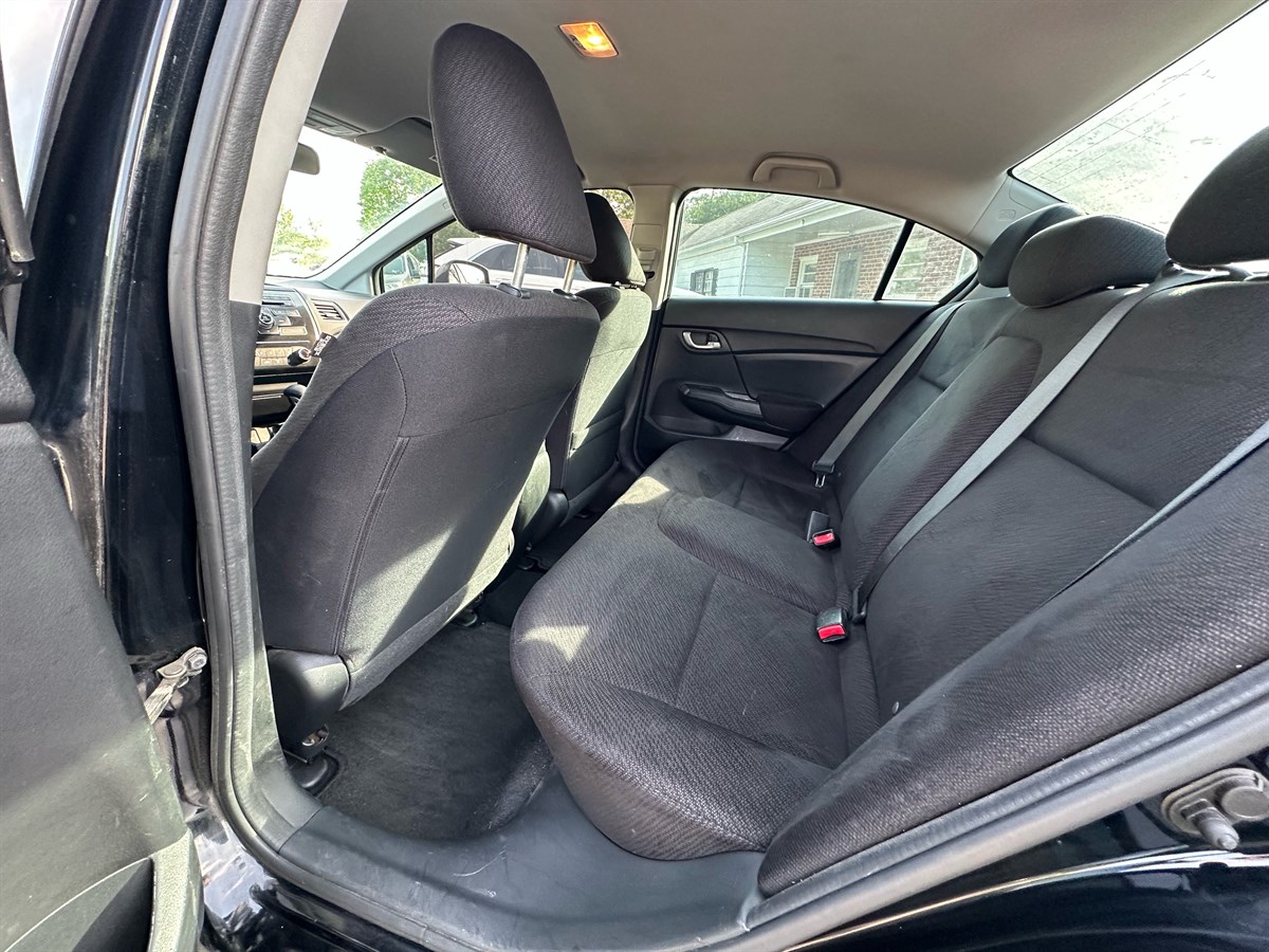 2013 Honda Civic LX photo 9