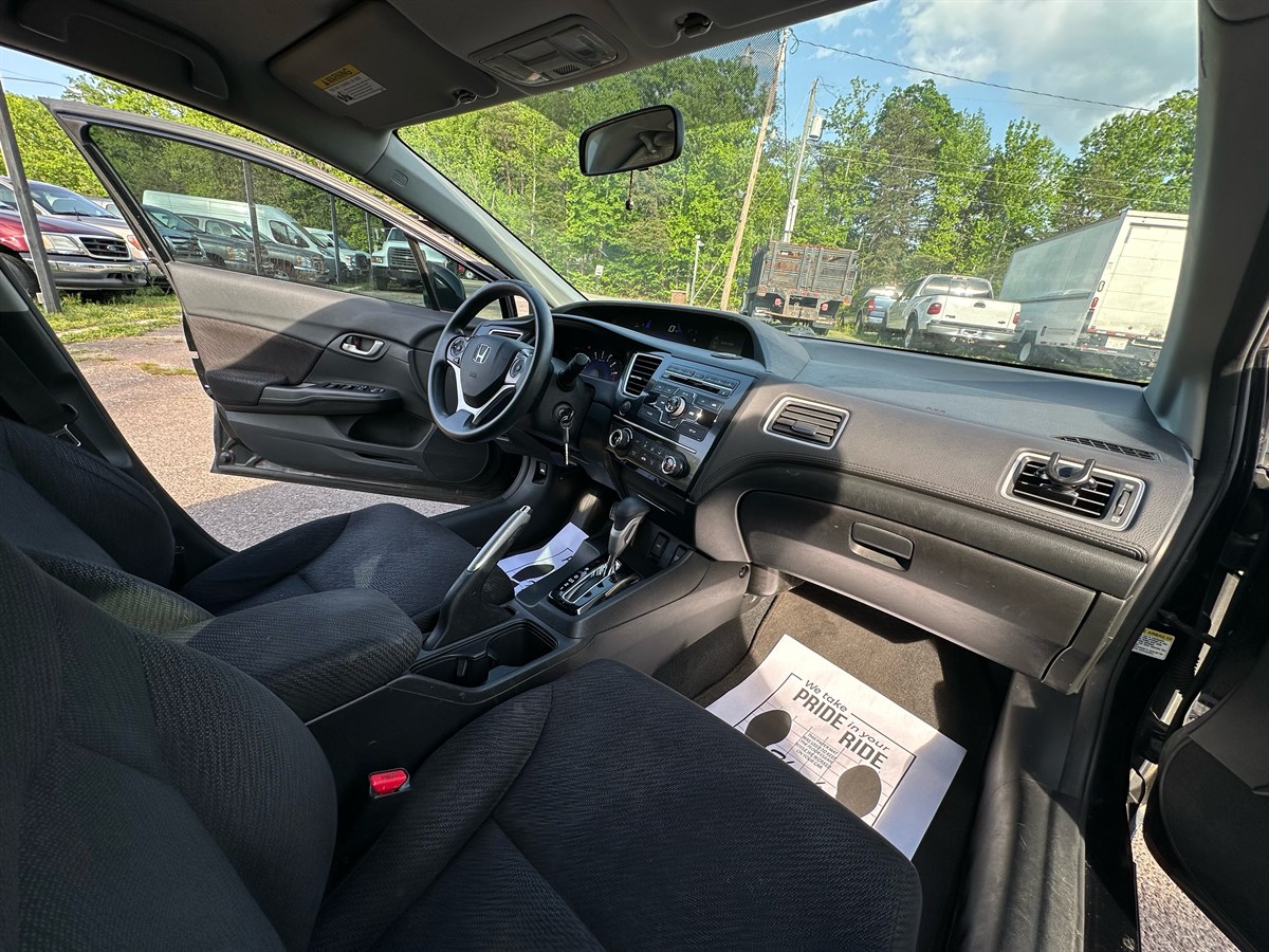 2013 Honda Civic LX photo 16