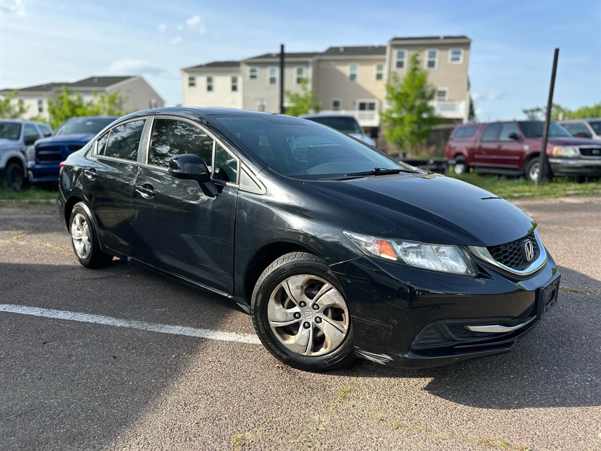 2013 Honda Civic LX photo 2