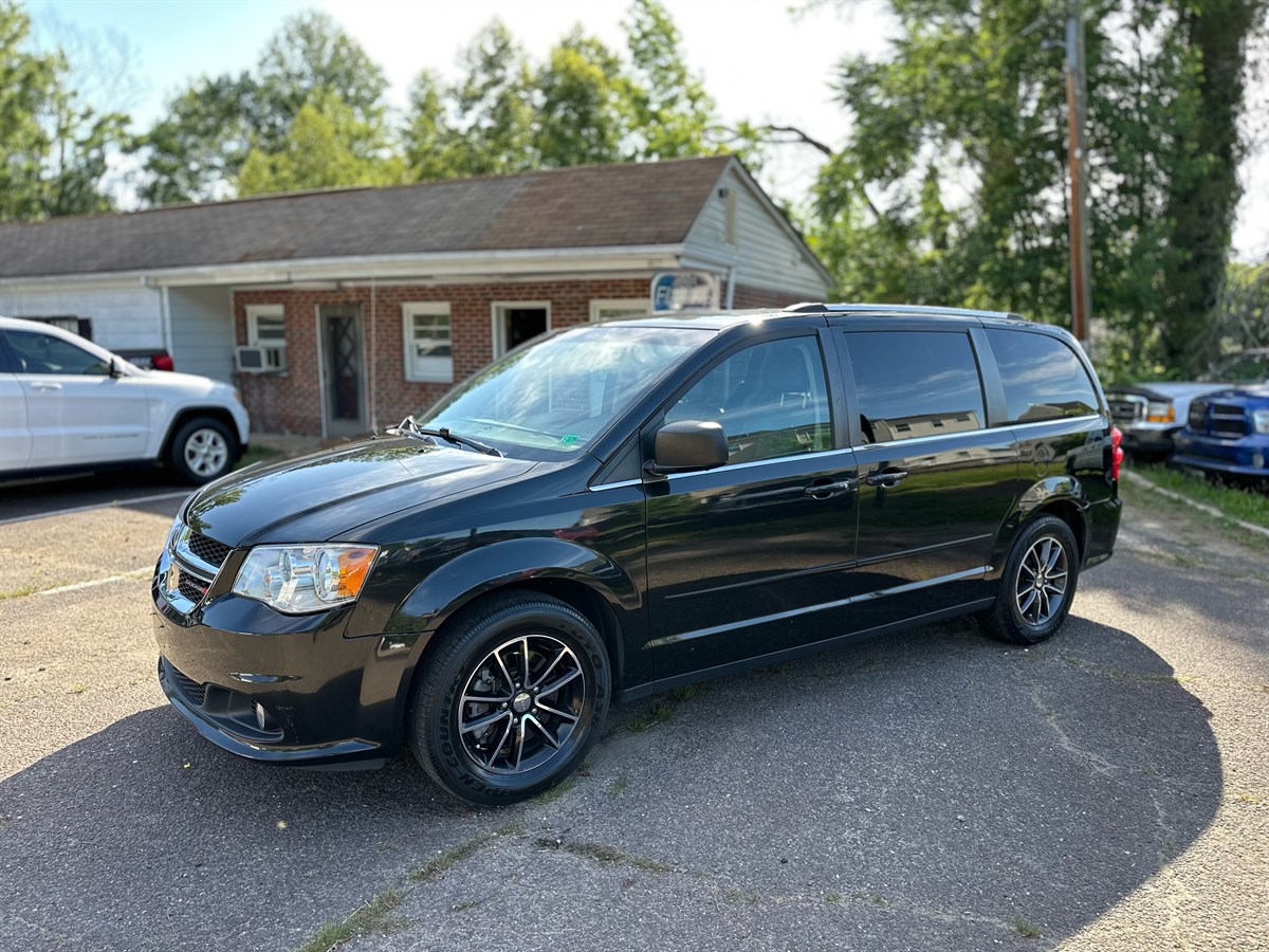 2017 Dodge Grand Caravan SXT photo 7