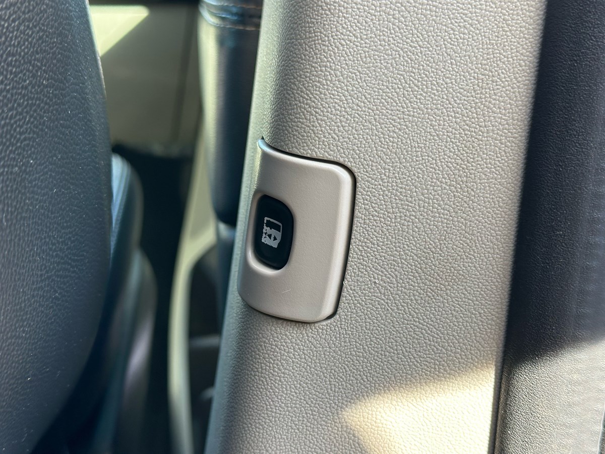 2017 Dodge Grand Caravan SXT photo 13