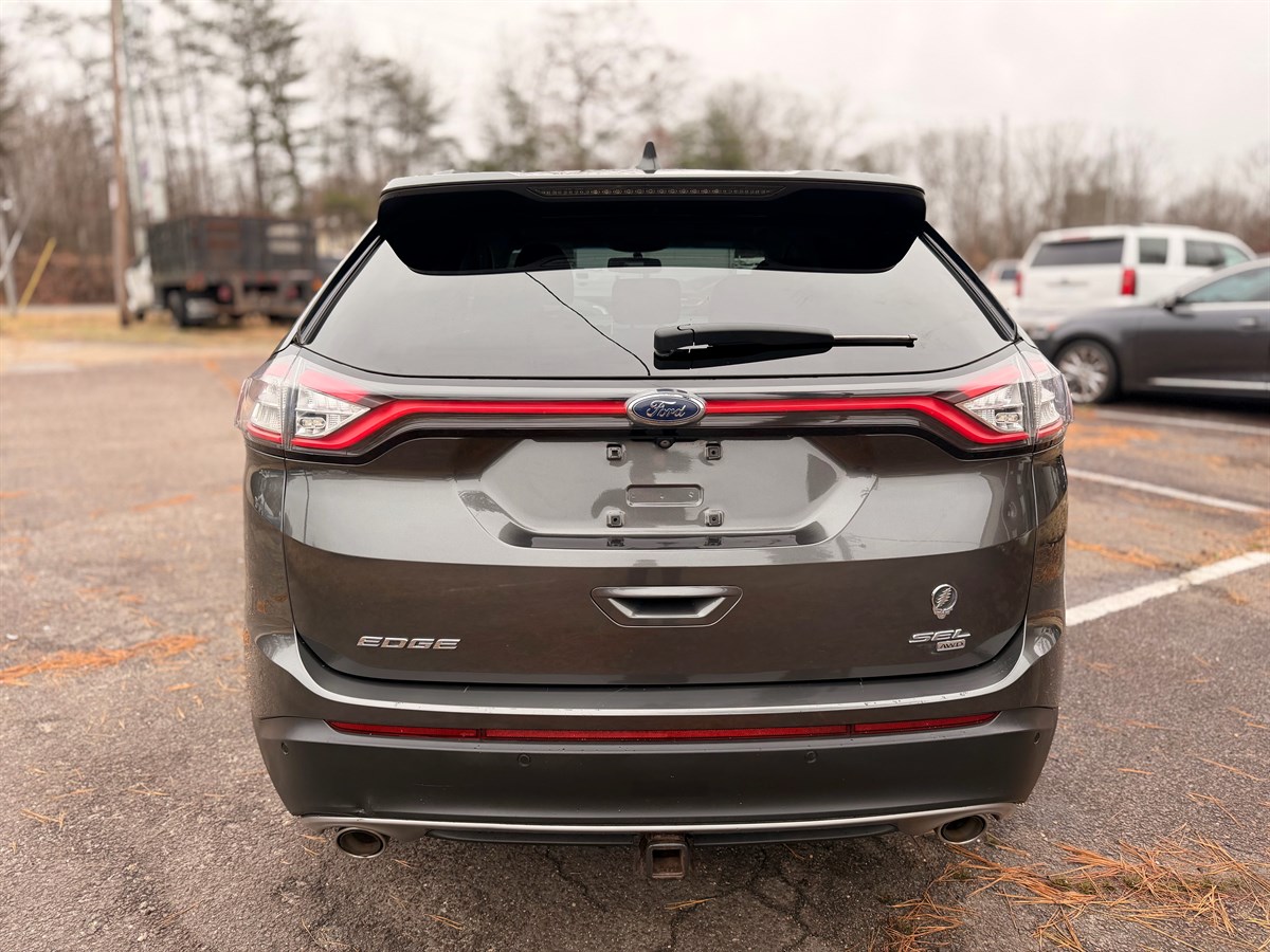 2015 Ford Edge SEL photo 3