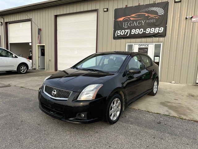 2010 Nissan Sentra's photo