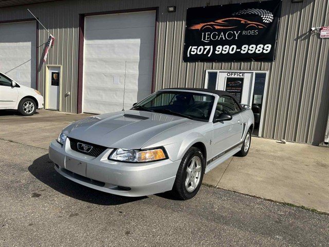 2002 Ford Mustang Premium's photo