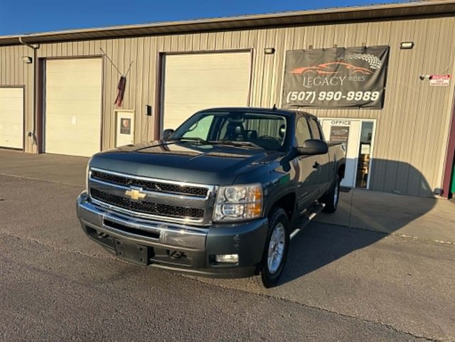 2011 Chevrolet Silverado 1500 LT 4X4 Extended Cab MWB's photo
