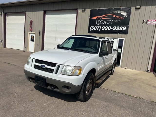 2003 Ford Explorer's photo