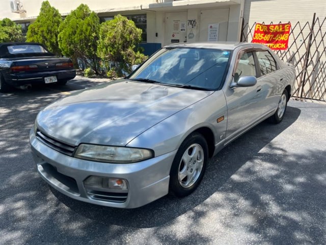 1997 Nissan Skyline JDM car for sale — photo 3 of 16