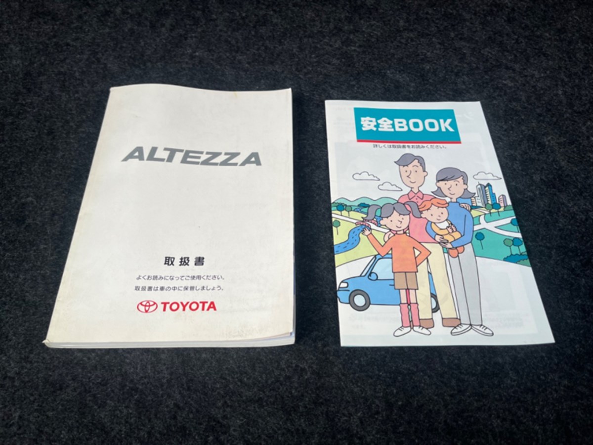 1999 Toyota Altezza JDM car for sale — photo 17 of 17