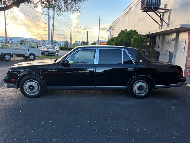 1997 Toyota Century, GZG50 for sale | JDMBUYSELL