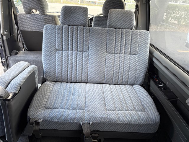 1996 Mitsubishi Delica JDM car for sale — photo 17 of 24