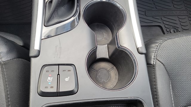 Hyundai Sonata photo 15