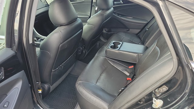 Hyundai Sonata photo 19