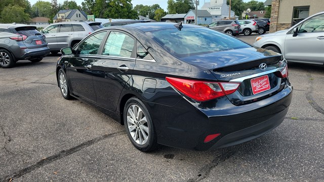 Hyundai Sonata photo 7