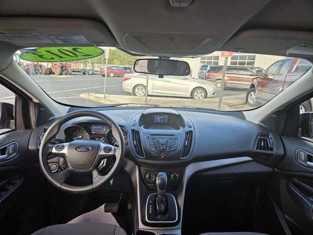 2013 Ford Escape, Stock No: CS5582 by Gateway Auto Center