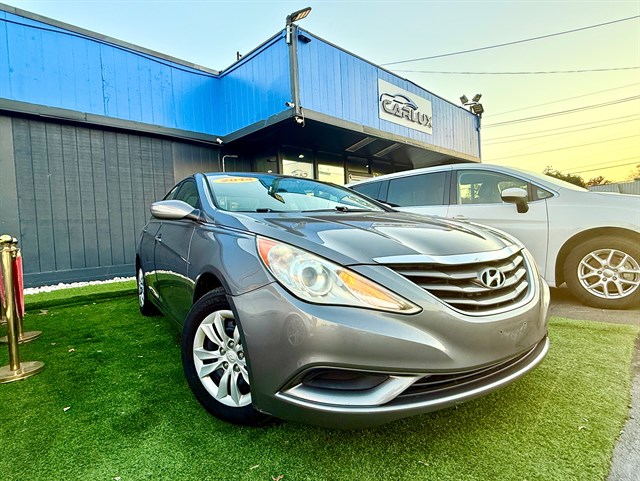 2011 Hyundai Sonata GLS's photo