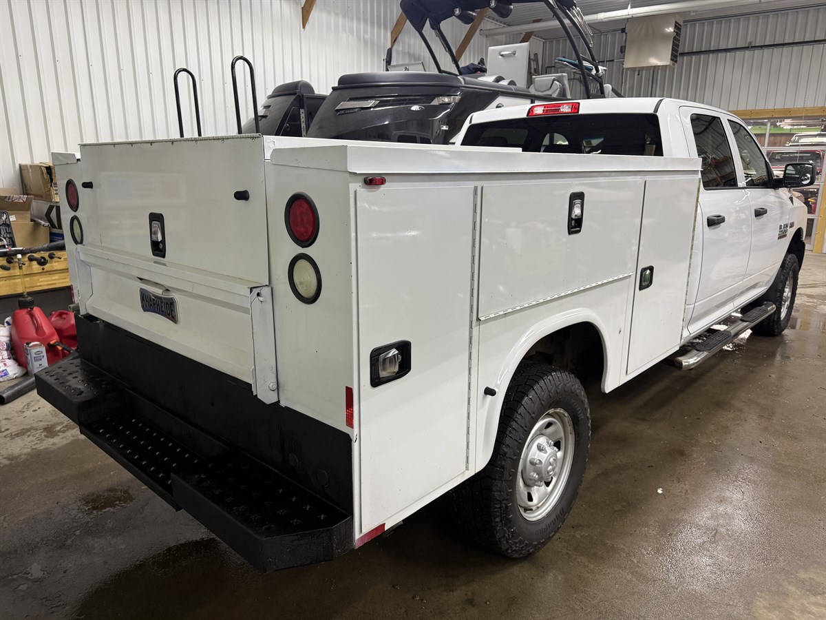 2017 Ram 2500 Tradesman photo 4