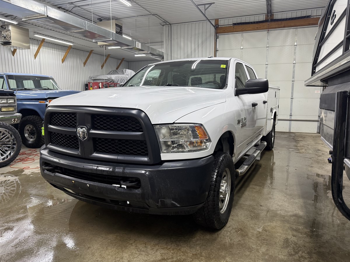 2017 Ram 2500 Tradesman photo 2