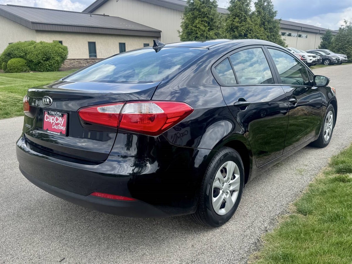 2015 Kia Forte LX photo 6