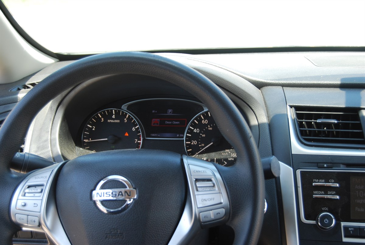 2016 Nissan Altima S - Photo 9