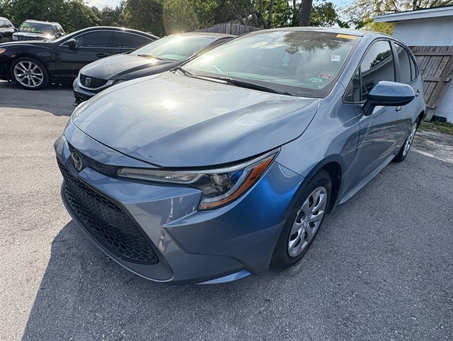 2020 Toyota Corolla LE's photo