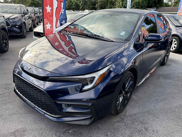 2024 Toyota Corolla SE's photo