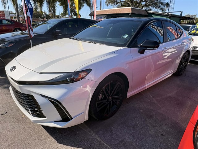 2025 Toyota Camry XSE's photo