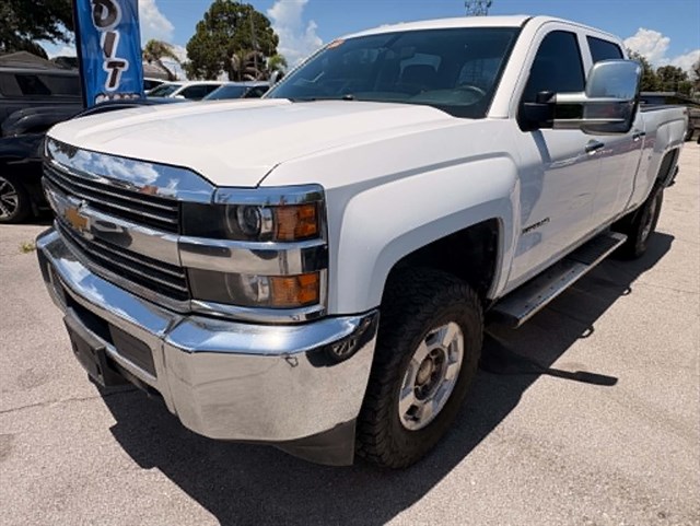 2015 Chevrolet Silverado HD Work Truck 4WD Crew Cab Standard Box's photo