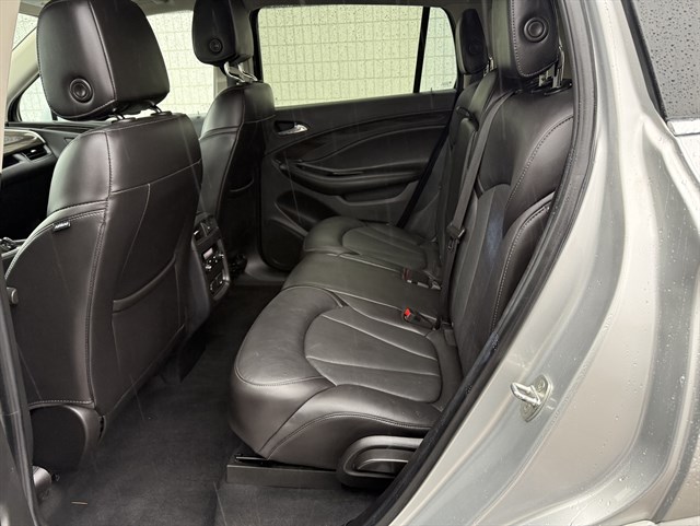Buick Envision photo 21