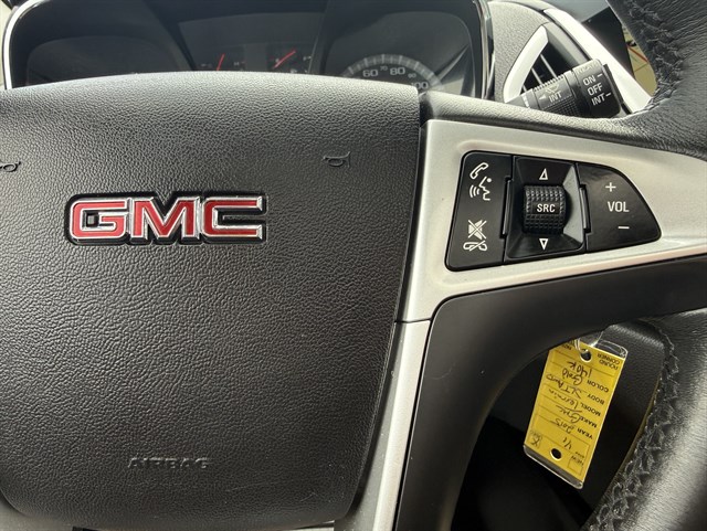 GMC Terrain photo 16