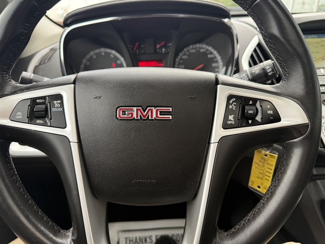 GMC Terrain photo 14