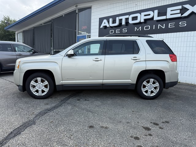 GMC Terrain photo 2